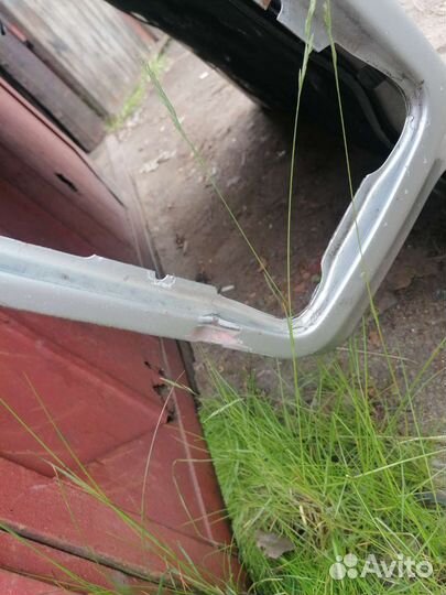 Капот Volvo 850