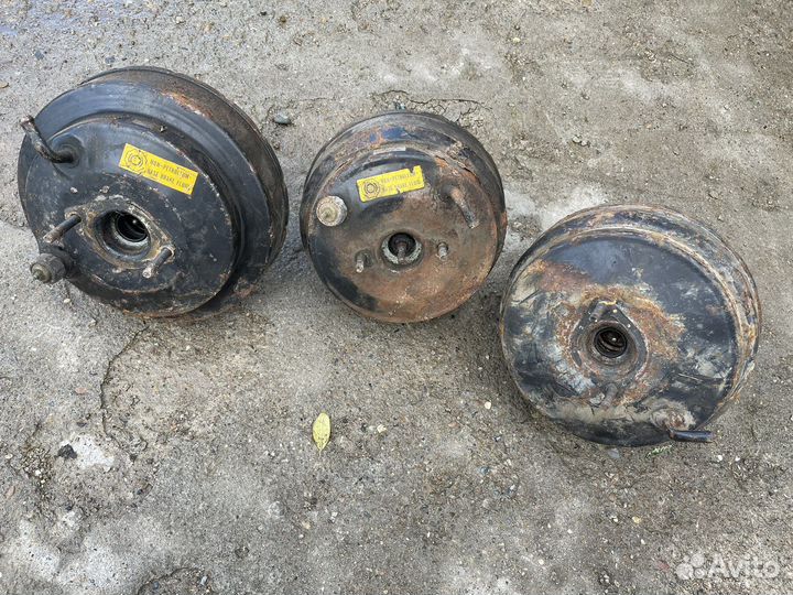 Вакуумный насос Isuzu Trooper