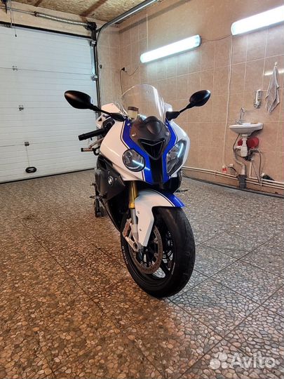 BMW HP4
