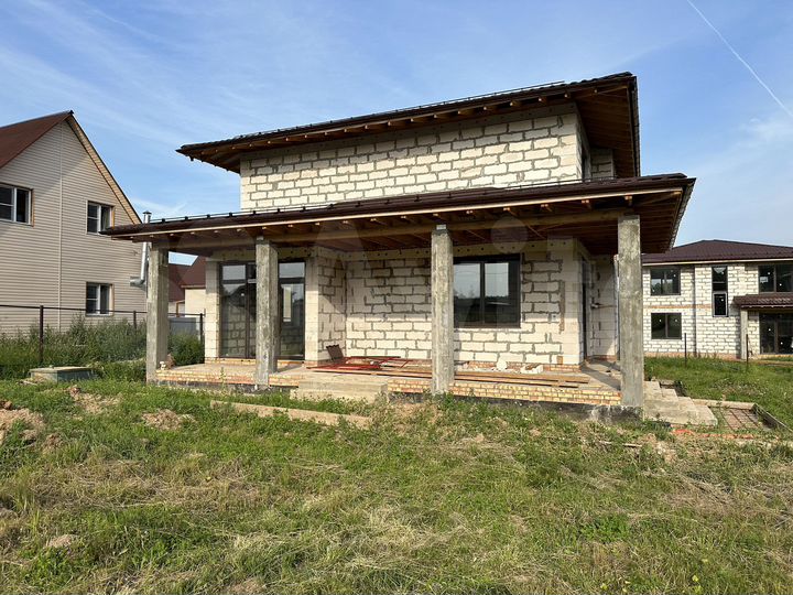 Дом 237,8 м² на участке 8,5 сот.