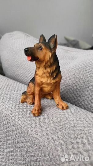 Фигурка немецкая овчарка 2000г