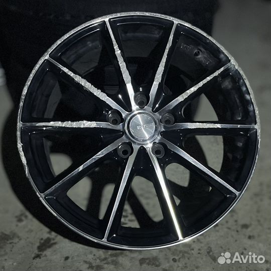 Из Японии R17 5x114,3 Bridgestone EcoForme CRS15