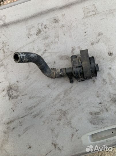 Помпа печки Mercedes 211 E