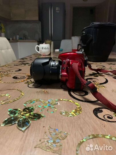 Зеркальный фотоаппарат