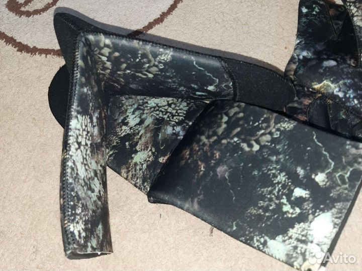 Перчатки и носки для дайвинга. неопреновые носки