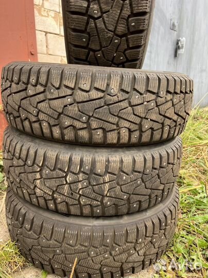 Pirelli Ice Zero 185/65 R15 19B