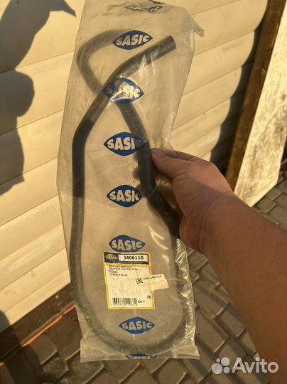 Патрубок радиатора Ford C-max