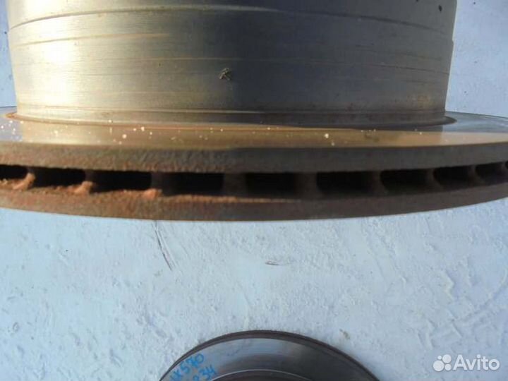 Тормозной диск задний Lexus Lx570 URJ201