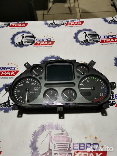 Щиток приборов Даф 95