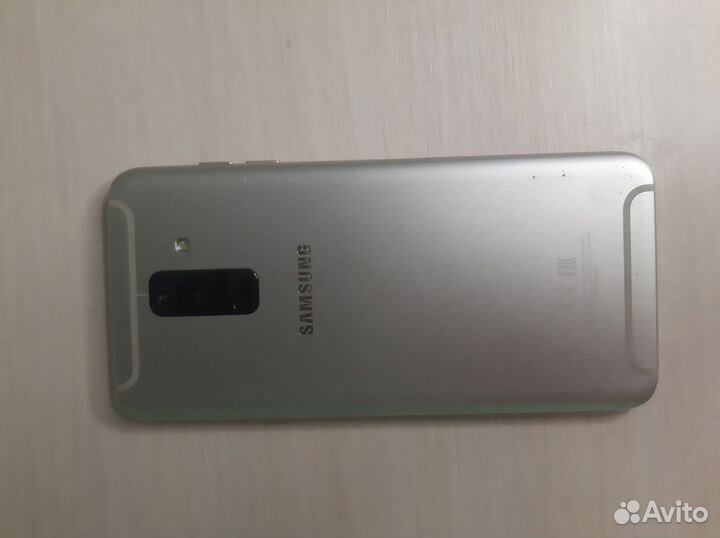 Samsung Galaxy A6+, 3/32 ГБ