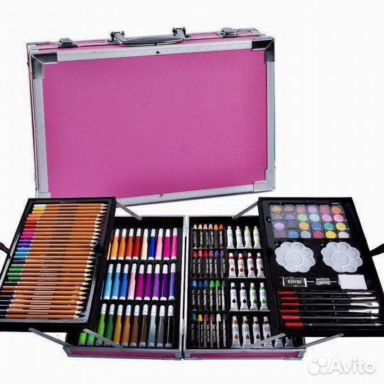 Набор художника в металическом чемодане