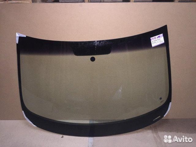 Лобовое стекло Шкода Рапид