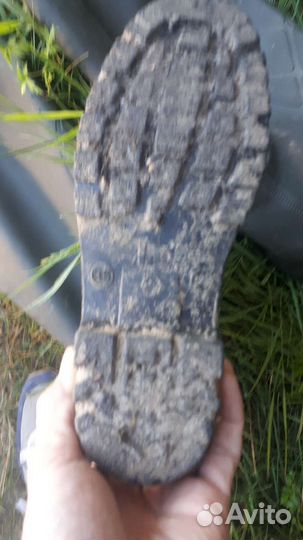 Болотные сапоги 35р