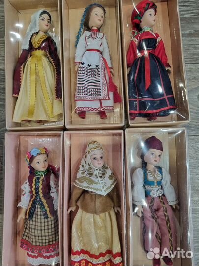 Лот 6 куколок фарфоровых Национальные костюмы