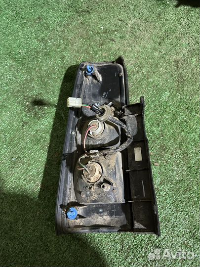 Фонарь правый Suzuki Jimny