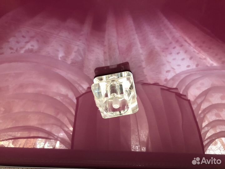 Светильник потолочный