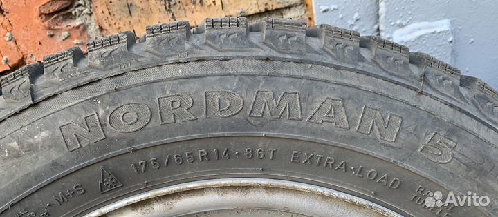 Колеса Nokian Nordman 5 175/65 r14 +штампы на ваз