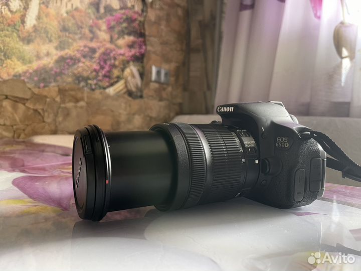 Зеркальный фотоаппарат canon