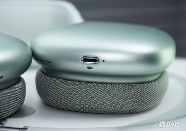 Наушники Air Pods Max зеленые новинка