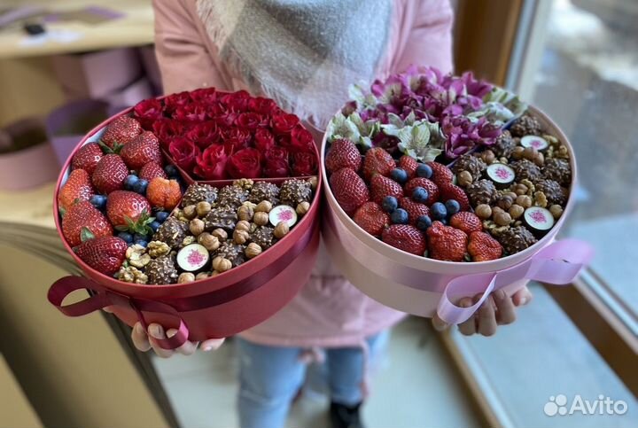 Клубника в шоколаде, букет на 1 сентября