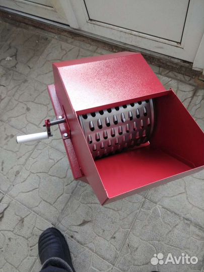 Ручная корморезка