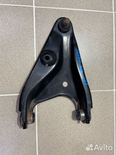 Рычаг передний левый Renault Logan 2006