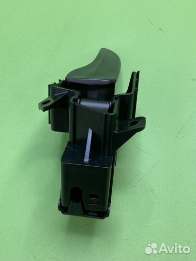 Ручка двери внутр левая \MB Axor/KAMAZ 5490 A00076