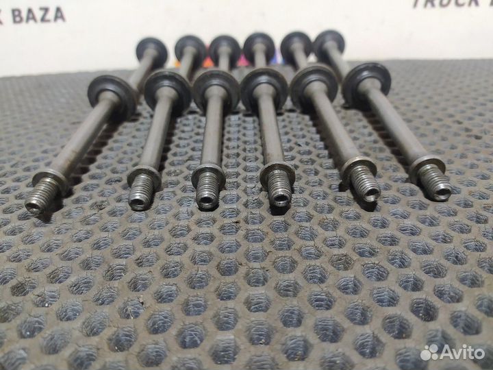 Комплект болтов впускного коллектора