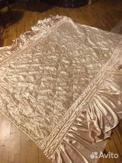 Покрывало атласное