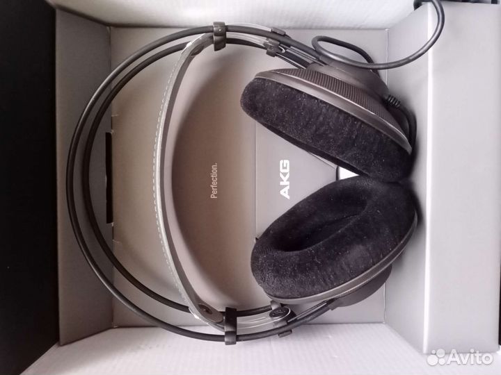 AKG 612 PRO новые