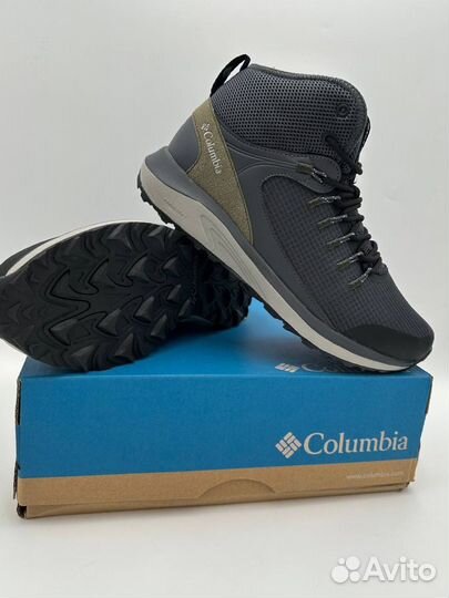 Кроссовки columbia