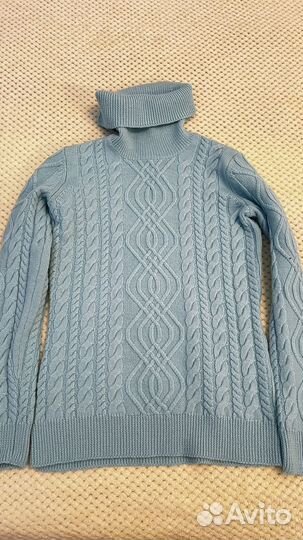 Свитер женский