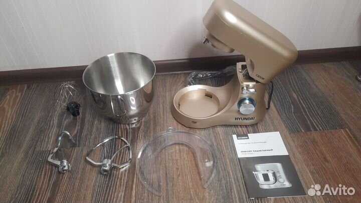 Миксер планетарный Hyundai HYM-S5551