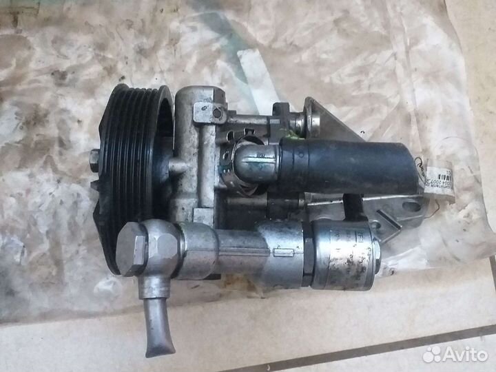 Насос гура BMW 6 3.0 бензин N52B30