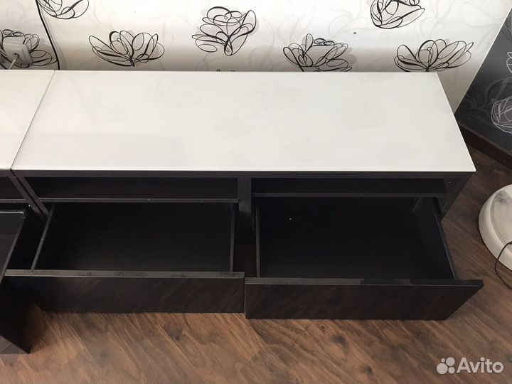 Продам тумбу под тв IKEA. Состоит из двух штук
