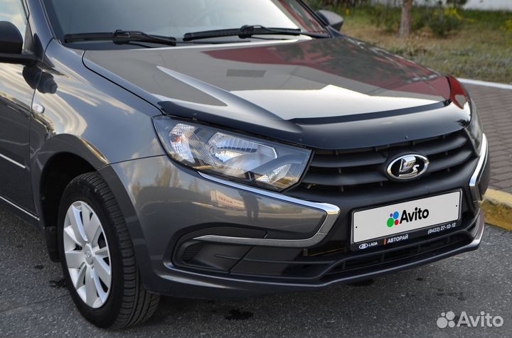 LADA Granta 1.6 МТ, 2018, 30 000 км