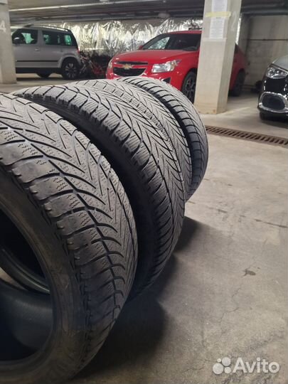 Goodyear Cargo Ultra Grip 2 235/45 R18