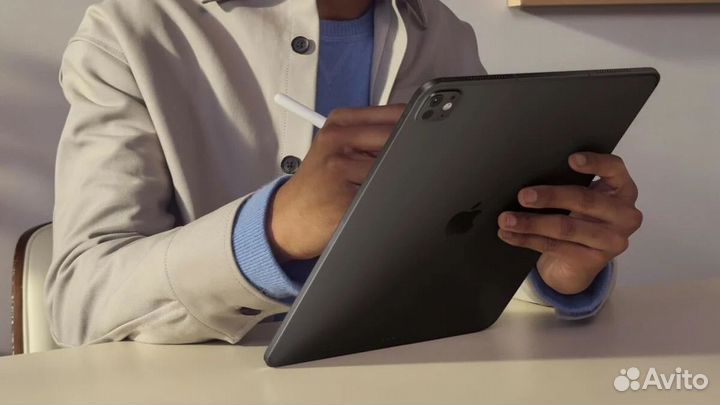 iPad Pro 13 (M4) Wi-Fi + SiM 256 GB