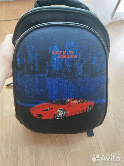 Школьный рюкзак