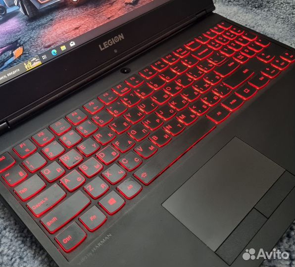 Мощный игровой ноутбук Lenovo Legion Y7000