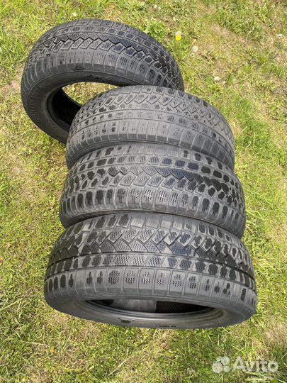 Continental WorldContact 4x4 235/60 R18