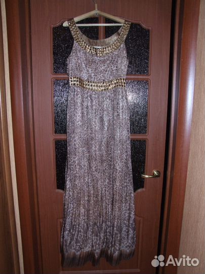 Платье нарядное, р.46-48