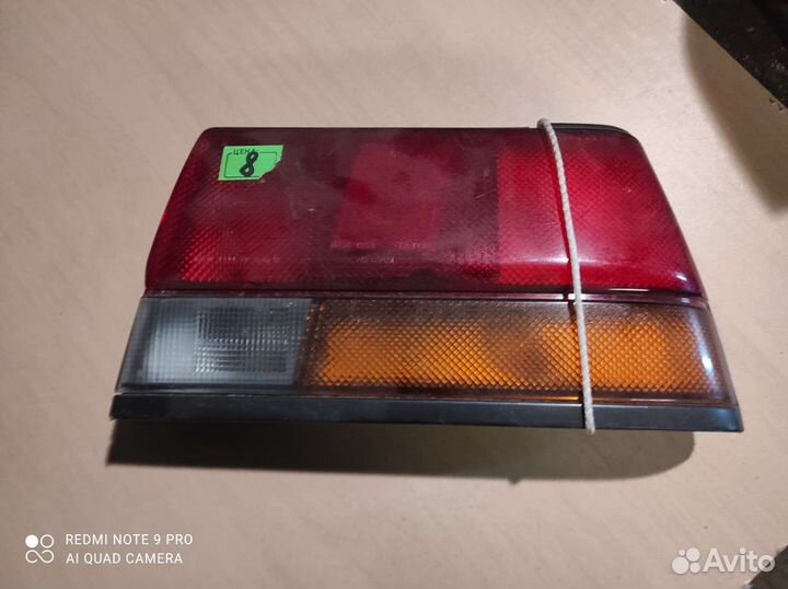 Фонарь задний Nissan Sunny N13