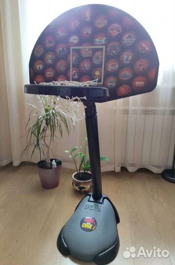 Баскетбольное кольцо со щитом (90/135), стойка