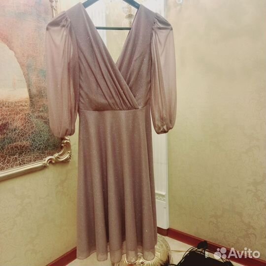 Вечернее платье