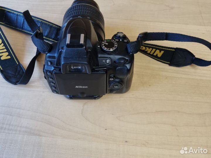 Зеркальный фотоаппарат nikon D5000
