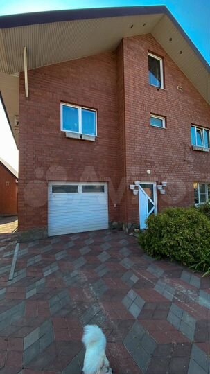 Коттедж 178 м² на участке 10 сот.