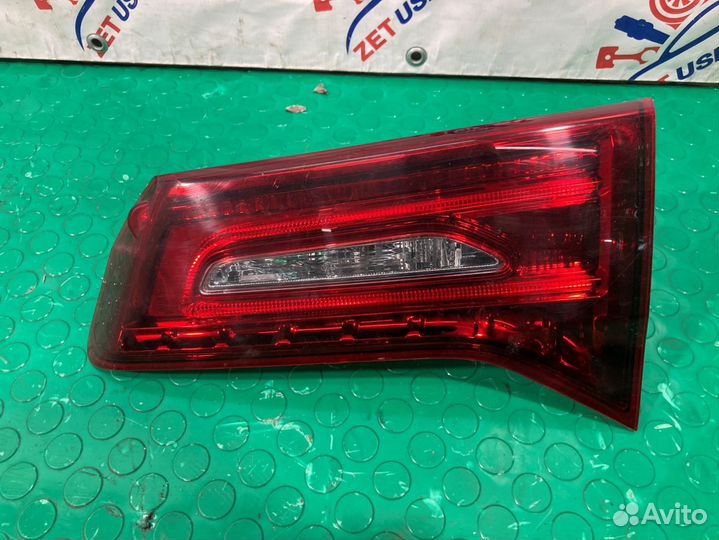 Фонарь крышки багажника правый Acura Mdx YD3 J35Y4