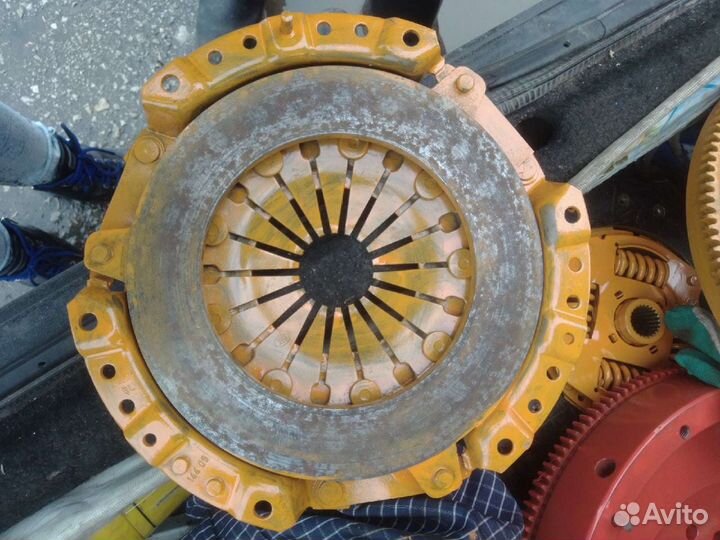 Комплект сцепления на Ауди,5цил.фольцваген-220мм