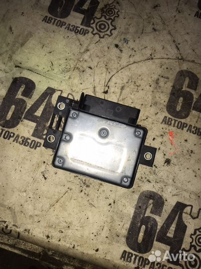 Блок управления ручника Volksvagen Passat B7